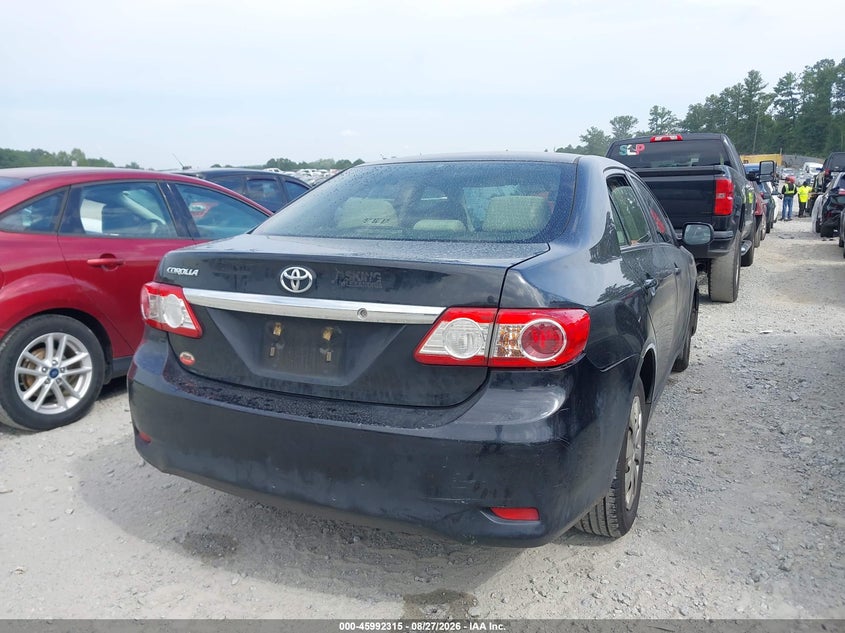 2013 TOYOTA COROLLA auction photo 4