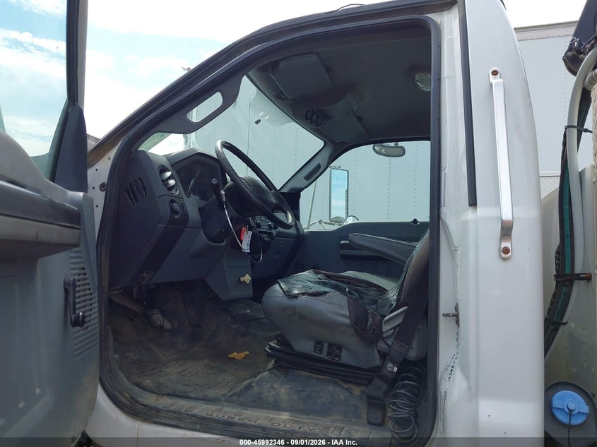 2013 FORD F-750 auction photo 7