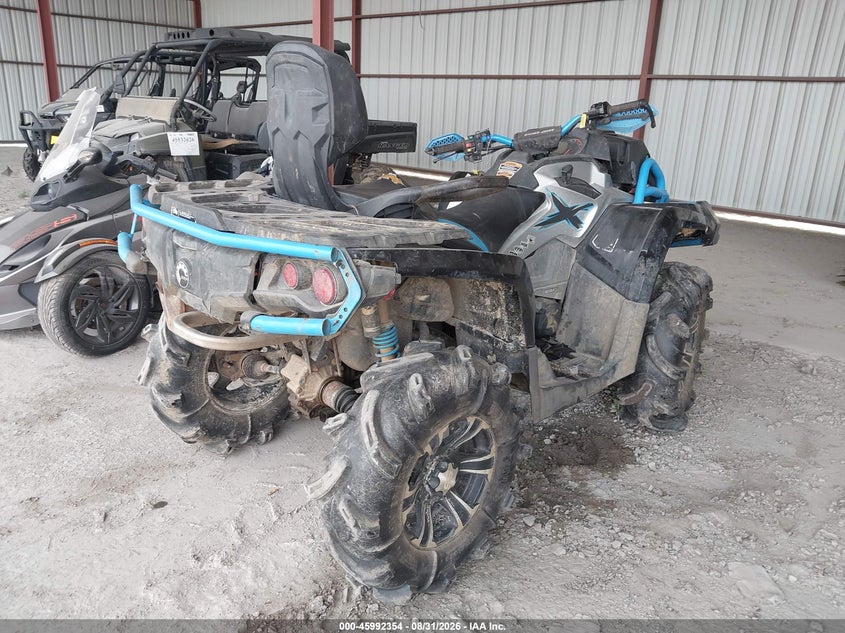CAN-AM OUTLANDER 2016