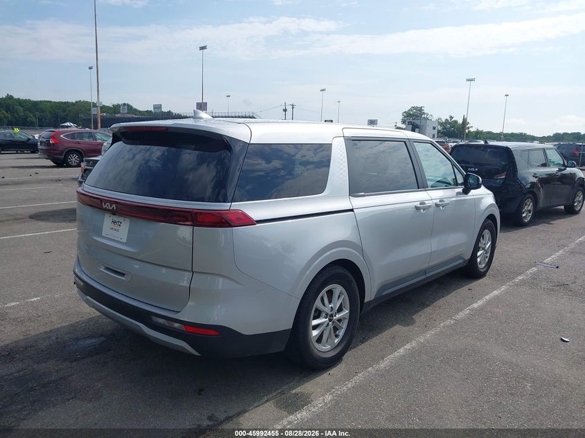 2023 KIA CARNIVAL MPV LX SEAT PACKAGE · Photo 4