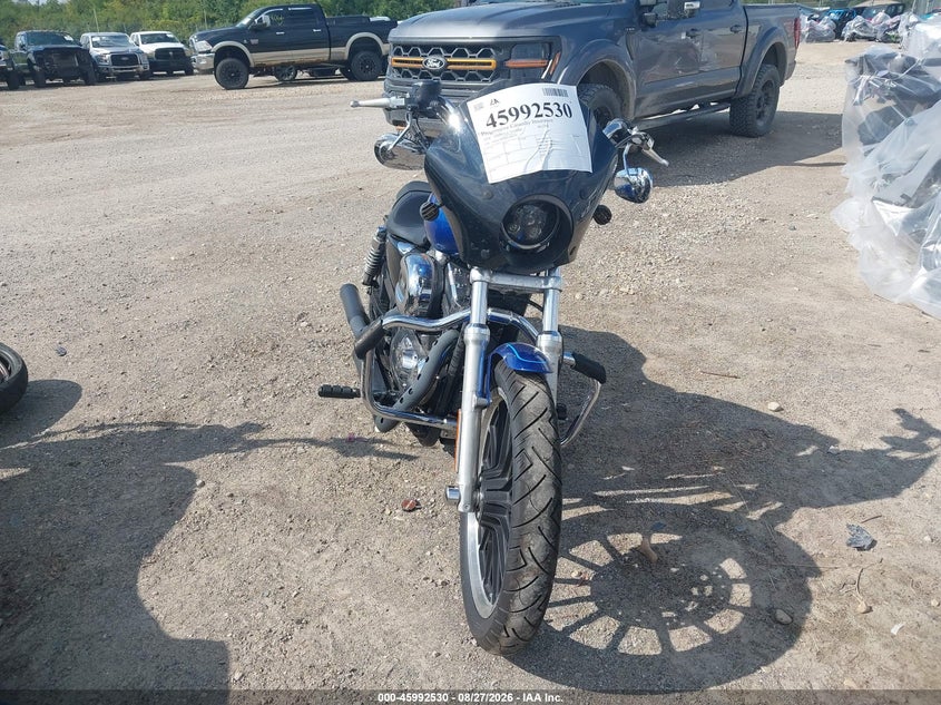 HARLEY-DAVIDSON XL1200 2010
