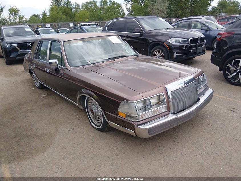 1987 LINCOLN CONTINENTAL auction photo 1