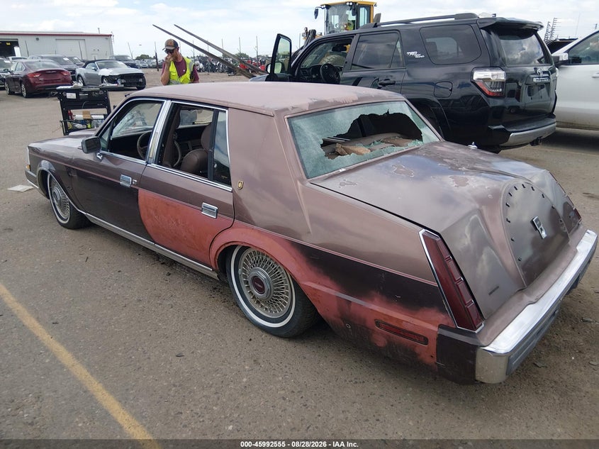 1987 LINCOLN CONTINENTAL auction photo 3