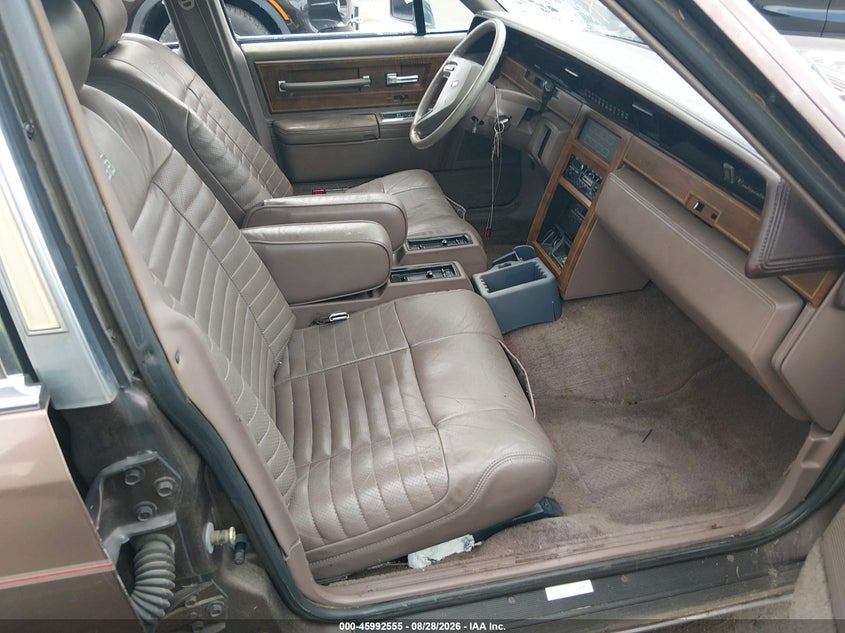 1987 LINCOLN CONTINENTAL auction photo 5