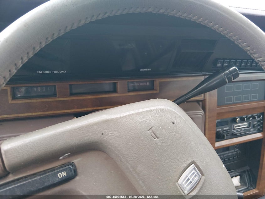 1987 LINCOLN CONTINENTAL auction photo 7