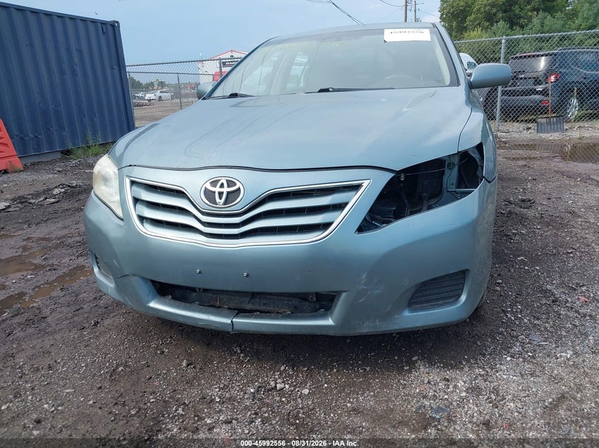 2010 TOYOTA CAMRY auction photo 6