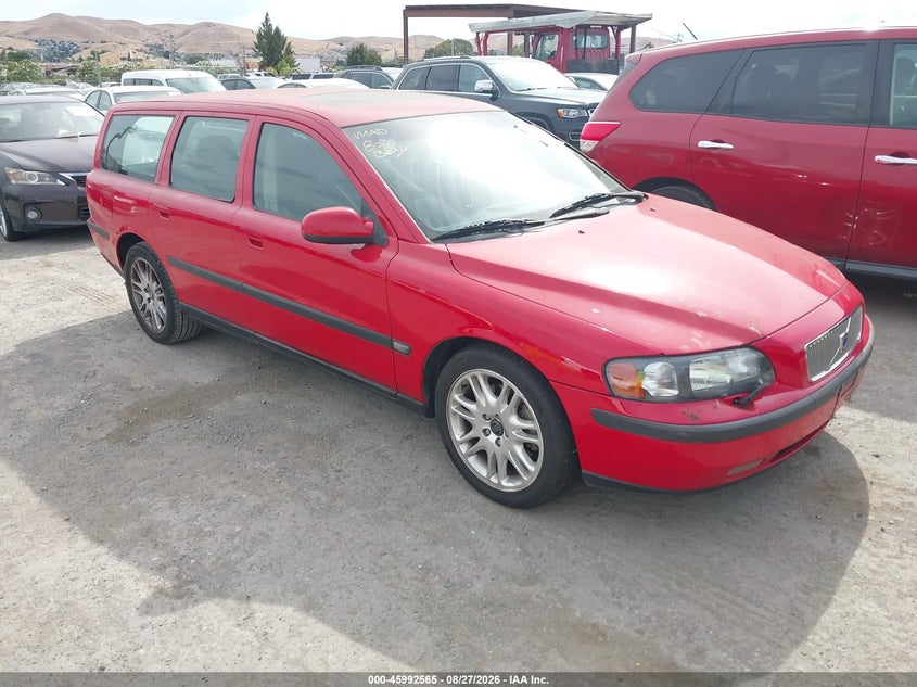 2001 VOLVO V70 auction photo 1