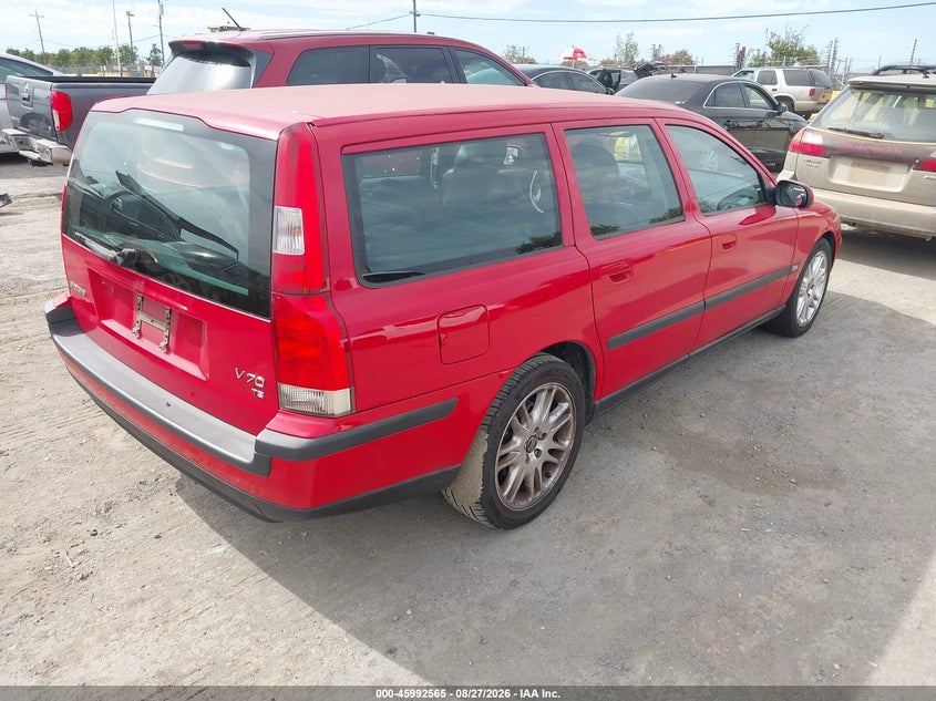 2001 VOLVO V70 auction photo 4