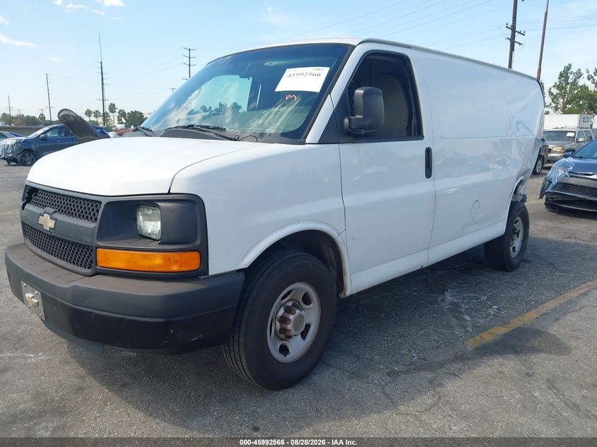 2013 CHEVROLET EXPRESS 2500 auction photo 2