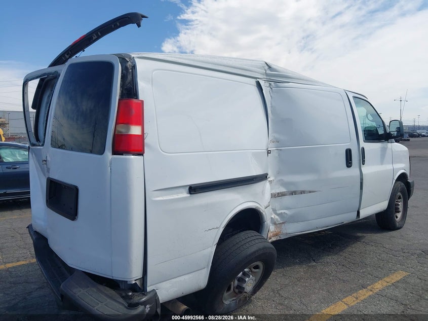 2013 CHEVROLET EXPRESS 2500 auction photo 6