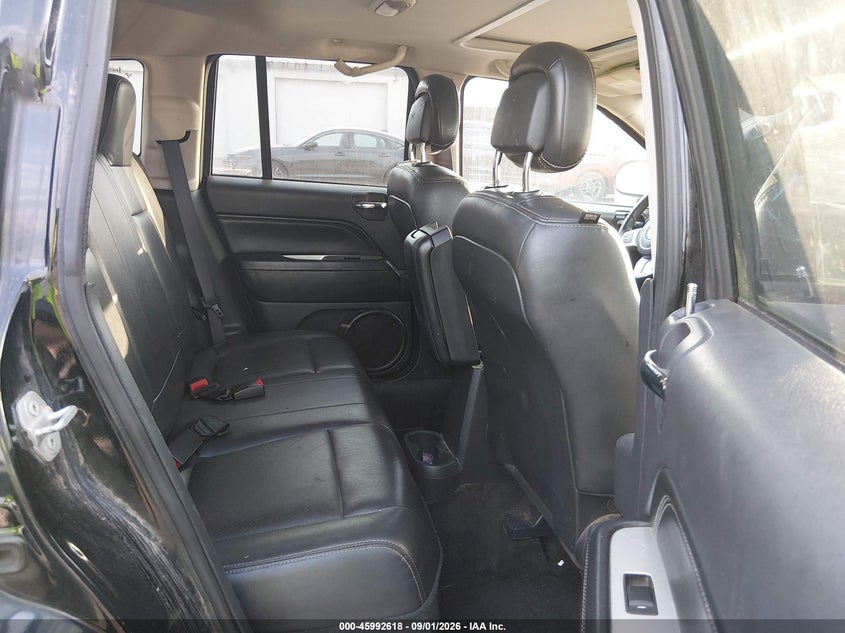 Фото 8 - JEEP COMPASS