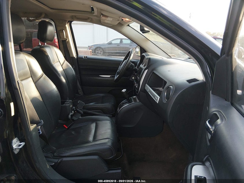 2016 JEEP COMPASS auction photo 5