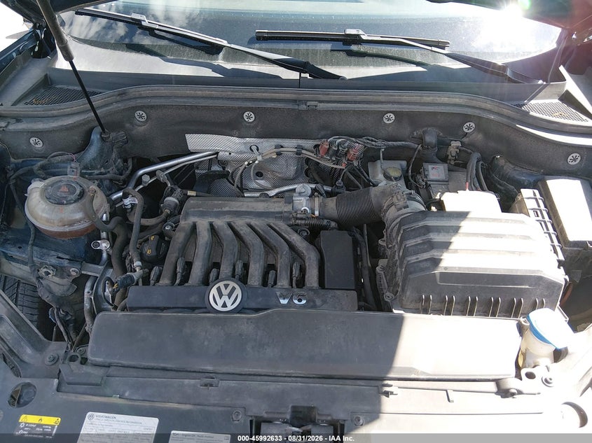 2018 VOLKSWAGEN ATLAS 3.6L V6 SEL · Фото 10