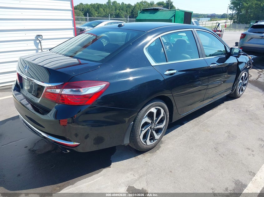 2017 HONDA ACCORD auction photo 4