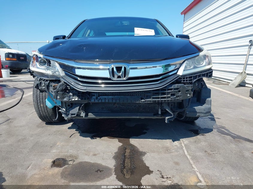 2017 HONDA ACCORD auction photo 6