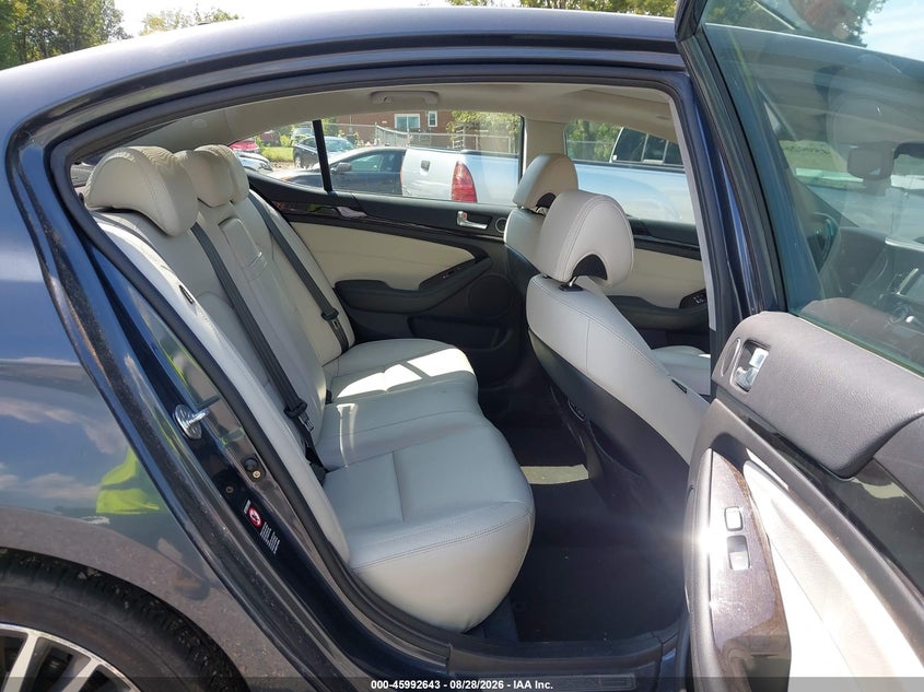 2014 KIA CADENZA auction photo 8