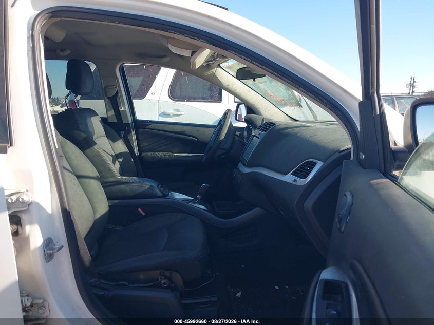 2011 DODGE JOURNEY auction photo 5