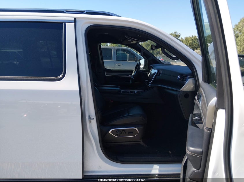 2024 JEEP WAGONEER L auction photo 5