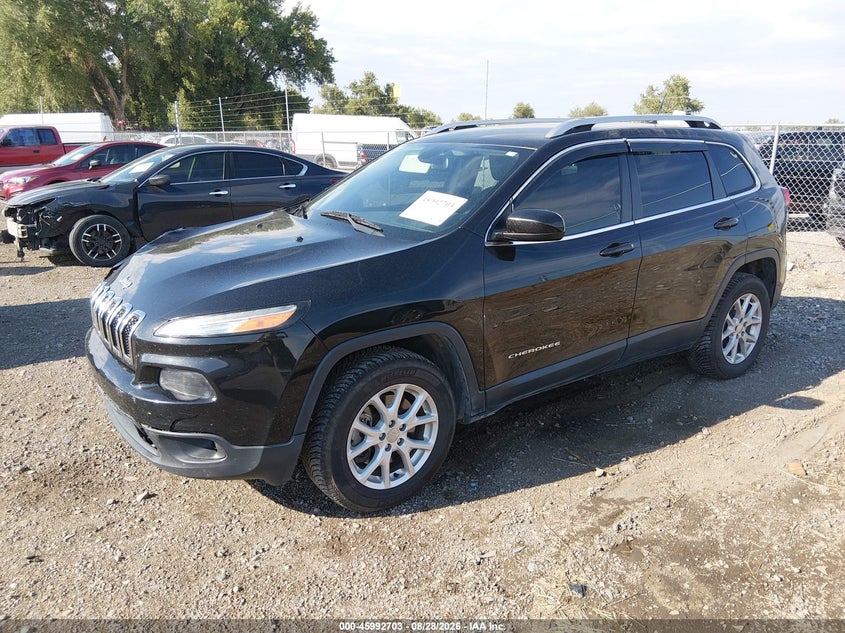 2016 Jeep Cherokee, Right Front, IAAI, VIN 1C4PJMCS7GW244218 — photo 2