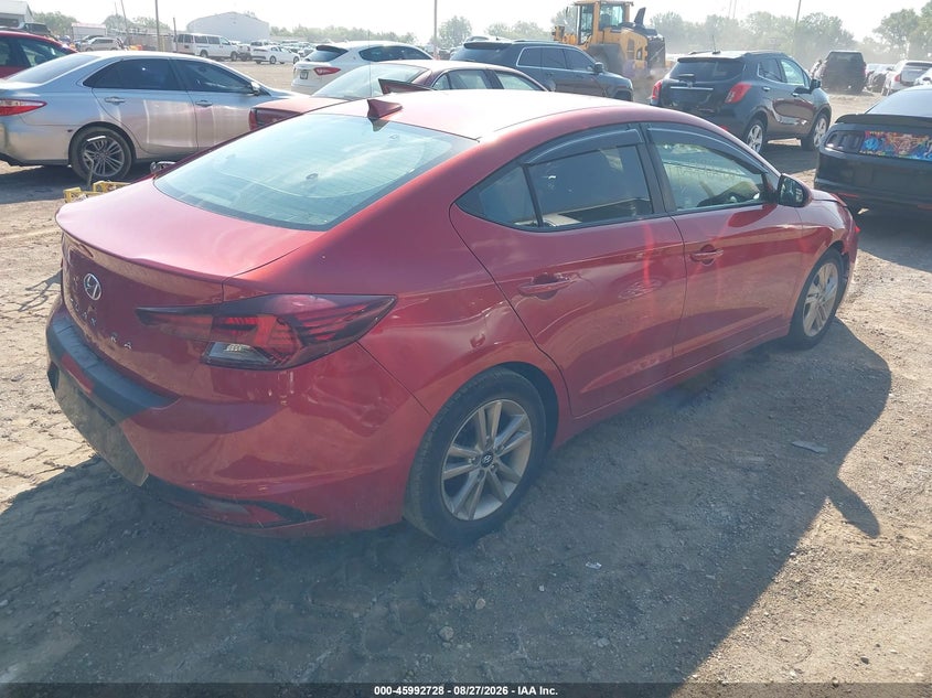 2019 HYUNDAI ELANTRA auction photo 4