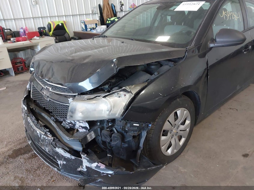 2013 CHEVROLET CRUZE auction photo 6