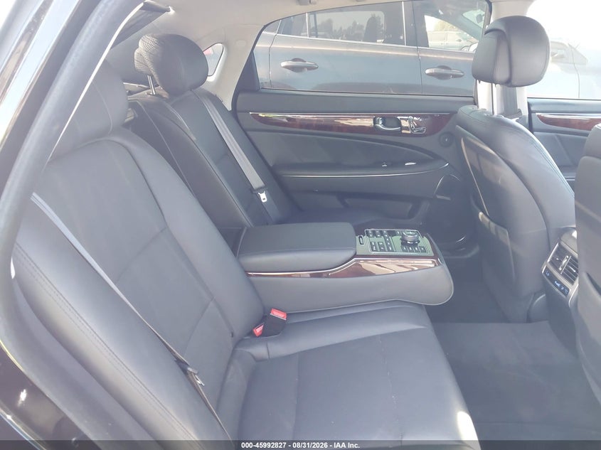HYUNDAI EQUUS 2016 VIN KMHGH4JH6GU102596