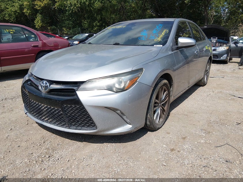 2016 TOYOTA CAMRY auction photo 2