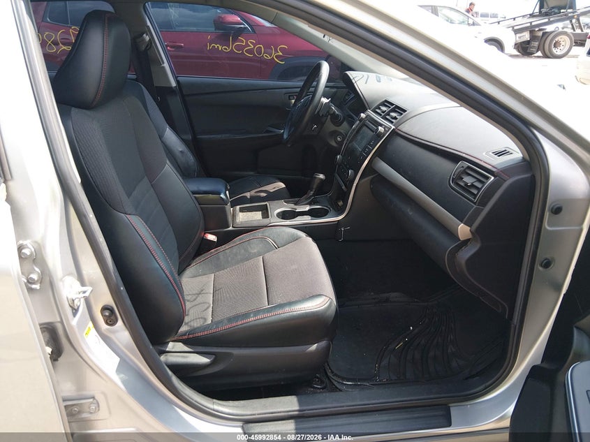 2016 TOYOTA CAMRY auction photo 5