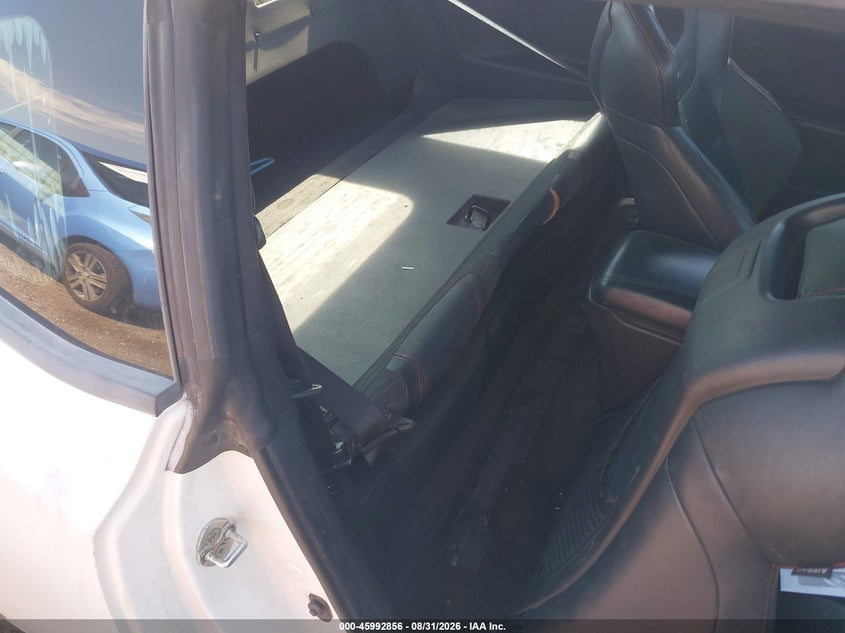 2013 HYUNDAI GENESIS auction photo 8