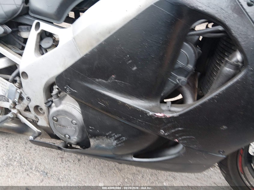 HONDA CBR900 1998