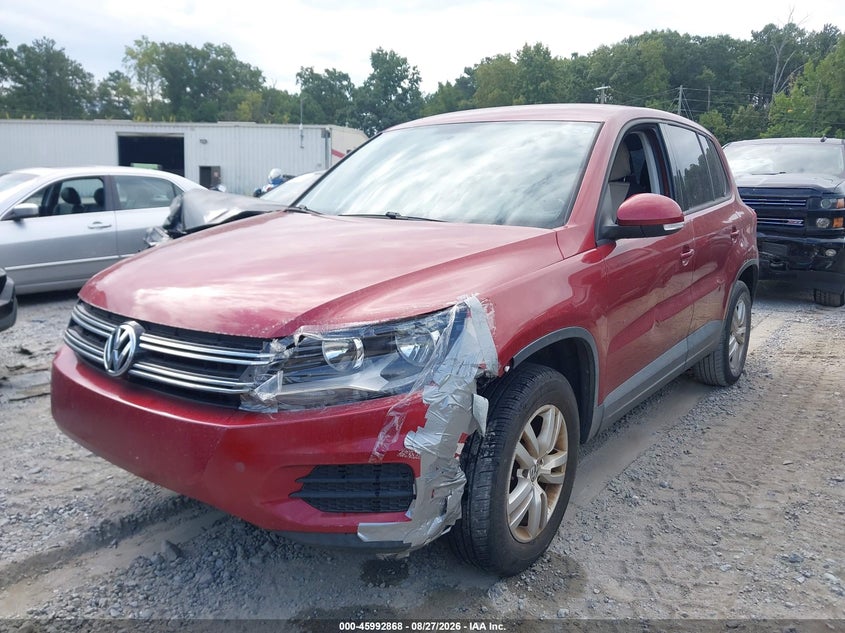 2014 VOLKSWAGEN TIGUAN auction photo 2