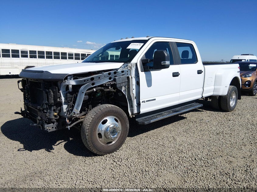 2020 Ford F-350 Xl, Front End, IAAI, VIN 1FT8W3DT5LEE45610 — photo 2