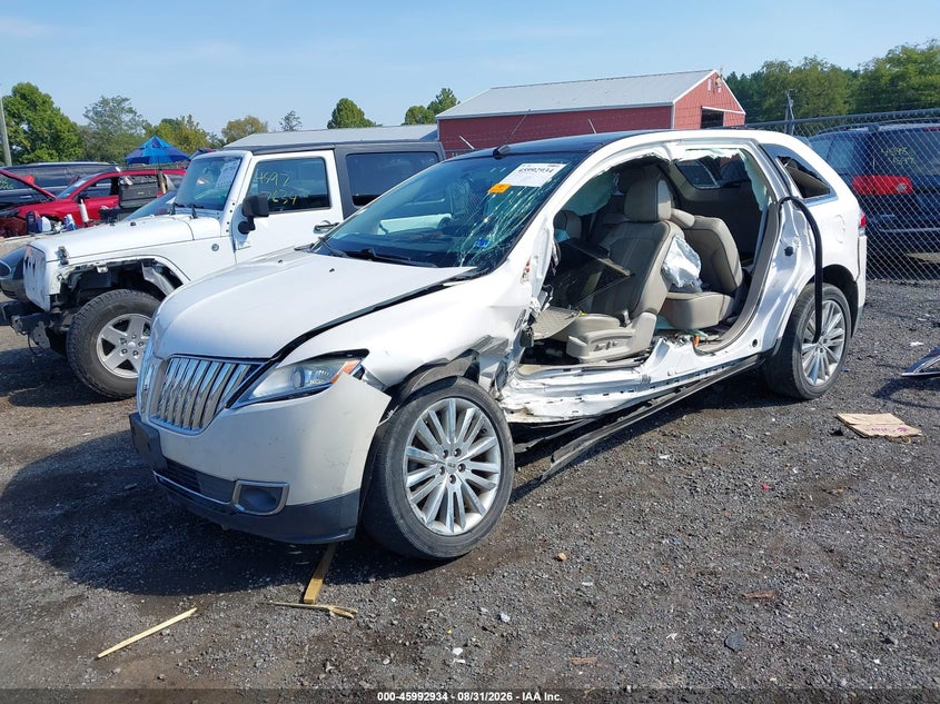 2013 Lincoln MKX, Левый бок, IAAI, VIN 2LMDJ8JK5DBL26149 — фото 2