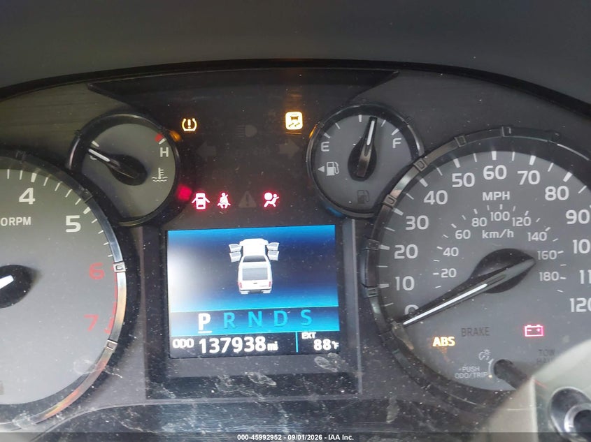 TOYOTA TUNDRA - zdjęcie 15