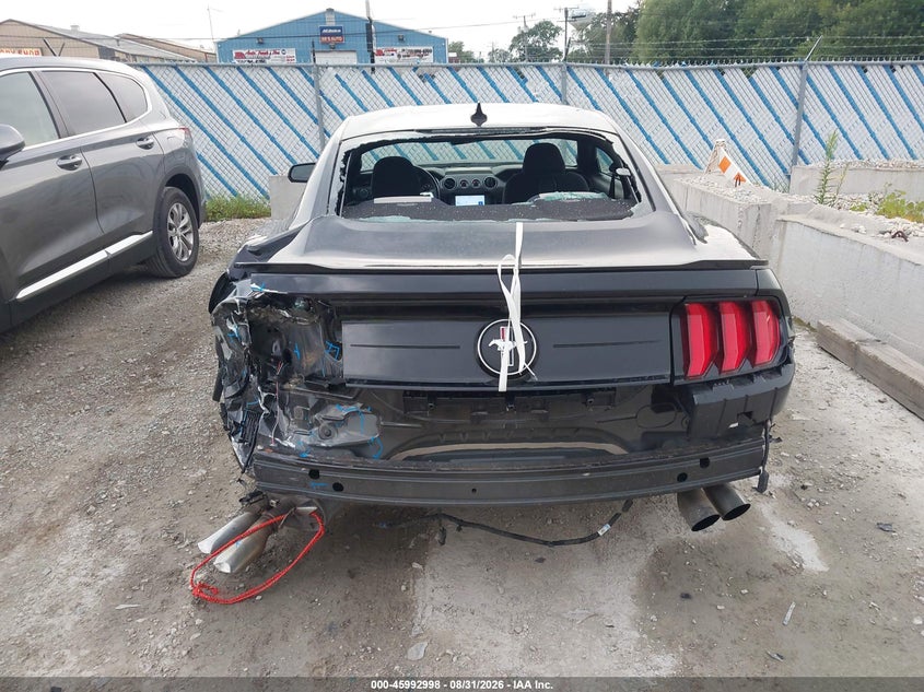 FORD MUSTANG - zdjęcie 17