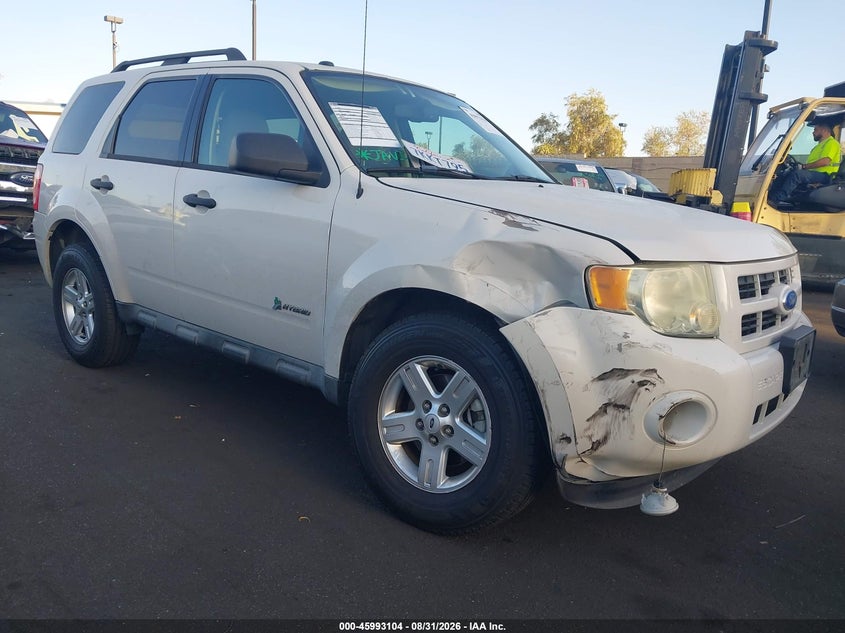 Vin: 1fmcu4k37bkc63704, lot: 46492429, ford escape hybrid 2011 img_1