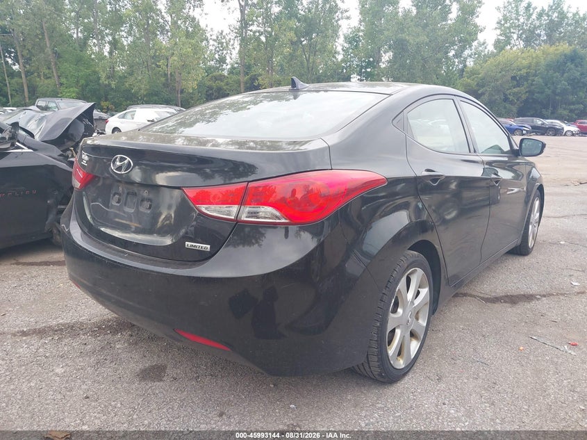 2013 HYUNDAI ELANTRA auction photo 4