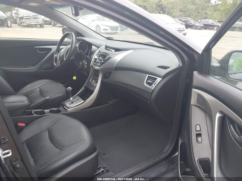 2013 HYUNDAI ELANTRA auction photo 5