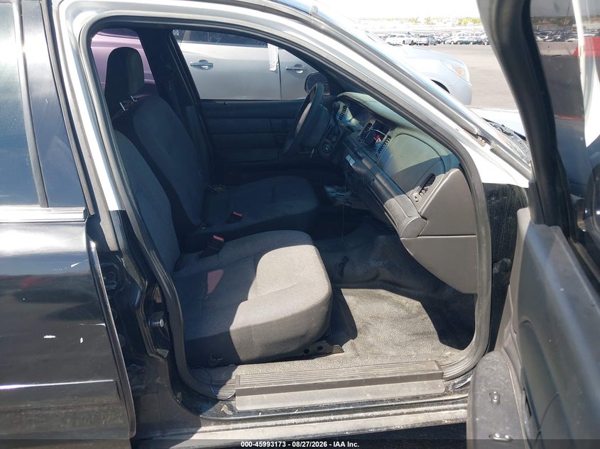 2008 FORD CROWN VICTORIA auction photo 5