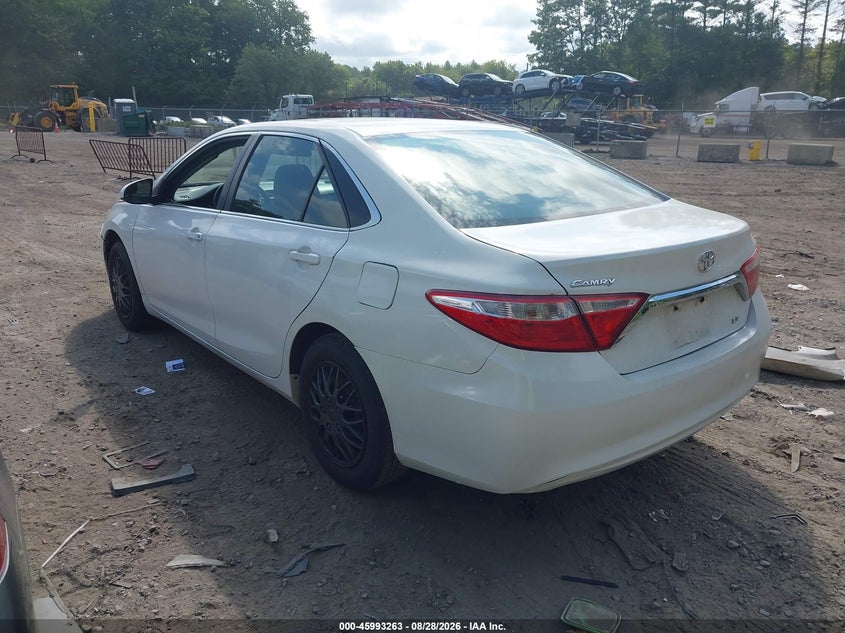 2015 TOYOTA CAMRY auction photo 3