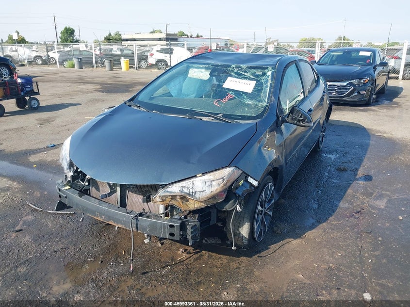 2017 Toyota Corolla, Перекидання, IAAI, VIN 2T1BURHE9HC897631 — фото 2
