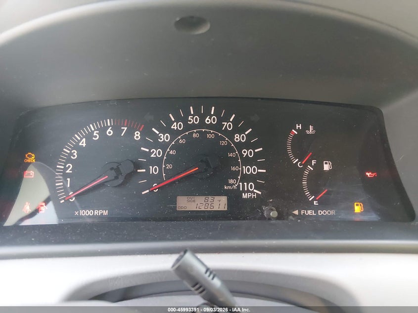 2005 TOYOTA COROLLA auction photo 7