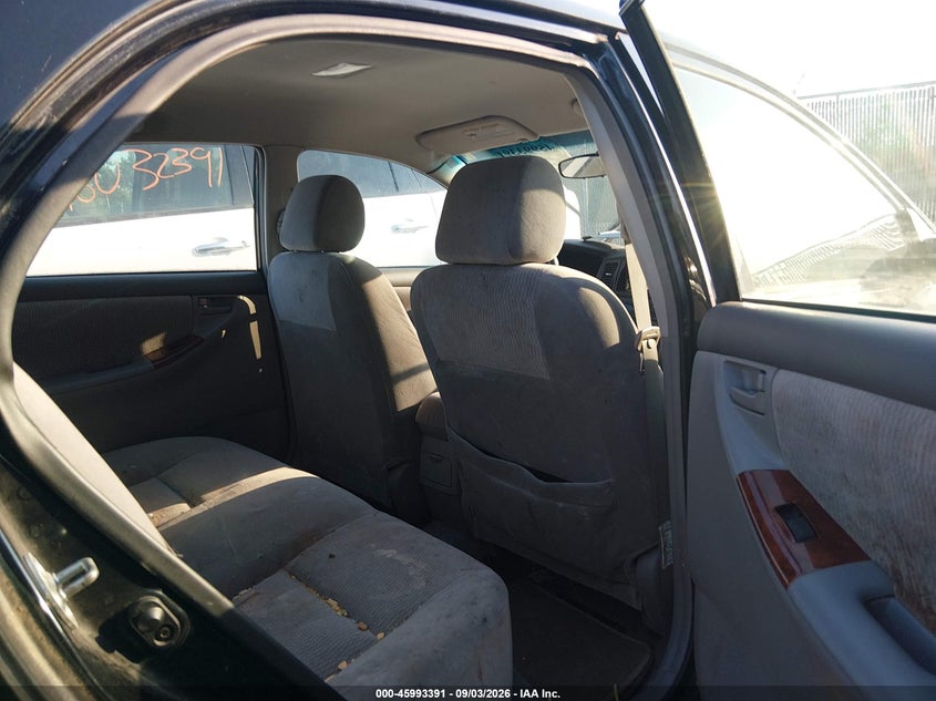 2005 TOYOTA COROLLA auction photo 8