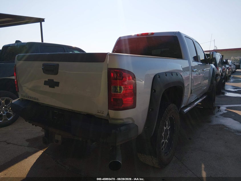 2011 CHEVROLET SILVERADO 2500HD auction photo 4