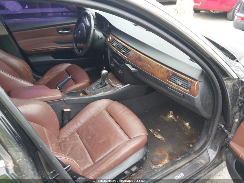 2006 BMW 3ER SEDAN 3.0L I-6 DOHC, VVT, PREMIUM , 255HP