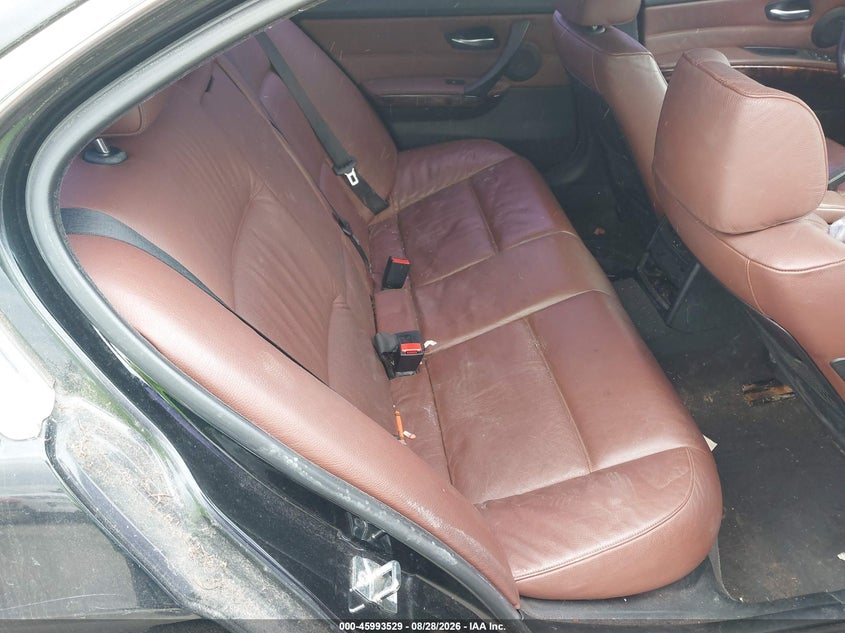 2006 BMW 3ER SEDAN 3.0L I-6 DOHC, VVT, PREMIUM , 255HP