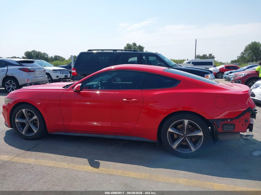 FORD MUSTANG - zdjęcie 15