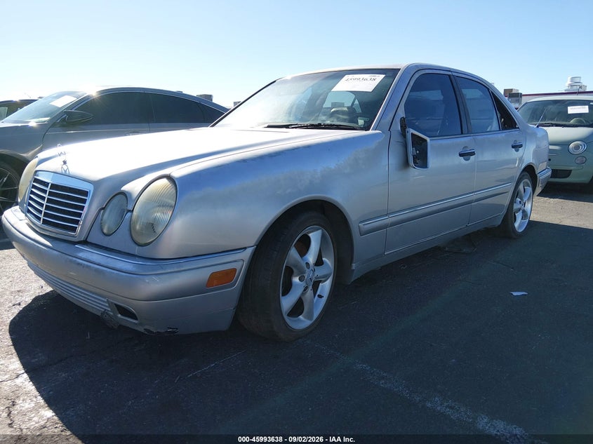 1996 MERCEDES-BENZ E auction photo 2