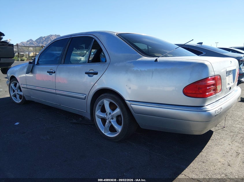 1996 MERCEDES-BENZ E auction photo 3