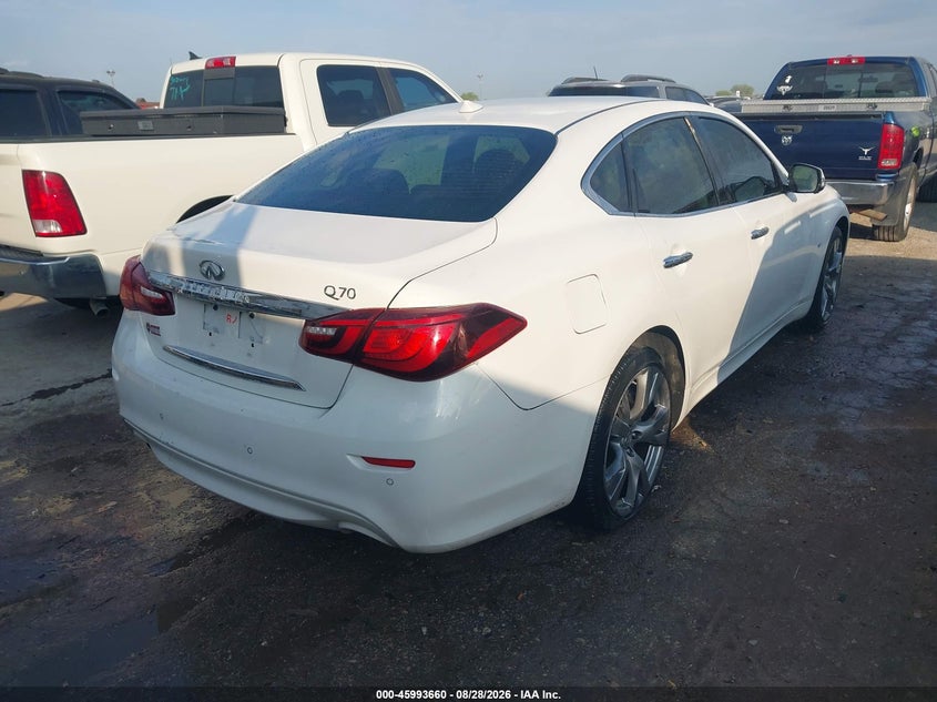 2015 INFINITI Q70 auction photo 4